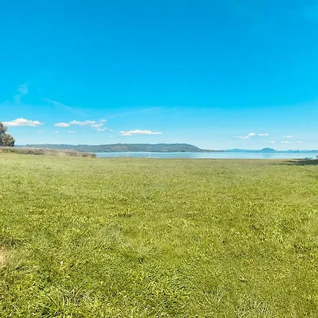 Διαμέρισμα Rose Lakeside